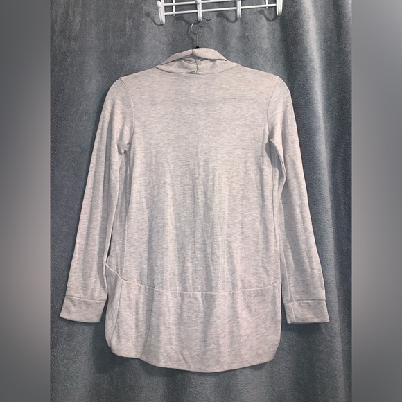 Ambiance Apparel cream colored cardigan. Size small. - Picture 2 of 3